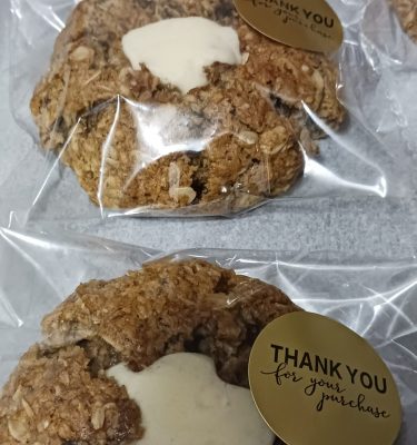 Wait-a-Minute” Cookies Soft, chewy, and melt-in-your-mouth good. Baked with oats and flax for natural fiber and energy.